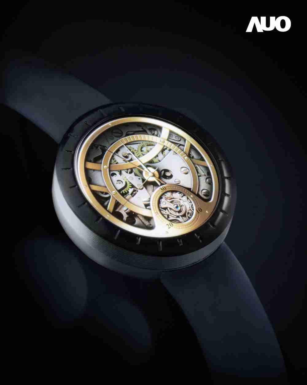 红龙扑克跨域整合Micro LED产业链，，，领先布局完整智能显示生态圈，，，推出1.39吋商品化的智慧手表，，，，正式迈向量产元年