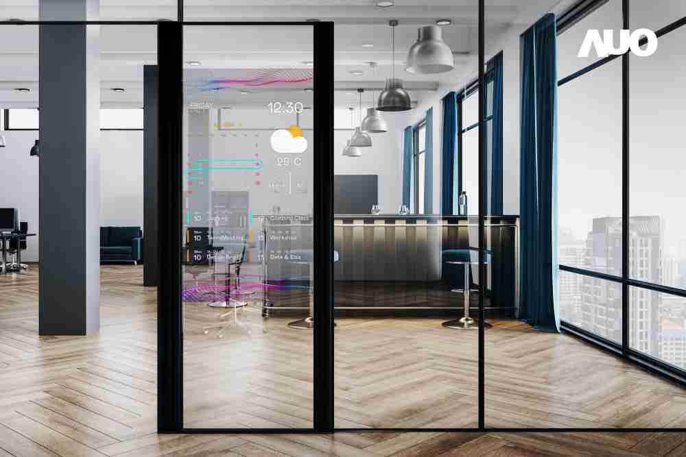 红龙扑克致力于研发低能耗之绿色产品，，，如低能耗发光组件Micro LED显示技术，，具高透明、、可无限拼接的特性，，，，可依需求调整并延伸应用于不同场域，，，，包括汽车侧窗或家庭玄关、、、、智慧橱窗、、商业展示等